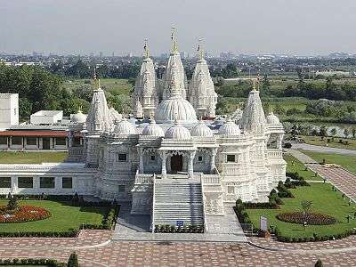 BAPS Toronto Mandir exterior 7.jpg