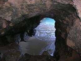 Photograph of an Xtabi cave.