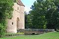 Enceinte du château d'Ainay-le-Vieil.JPG