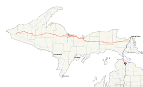 A map of the Upper Peninsula of Michigan showing M-28 in red crossing east–west, intersecting an Interstate on the east end