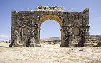 View of the other side of the triumphal arch